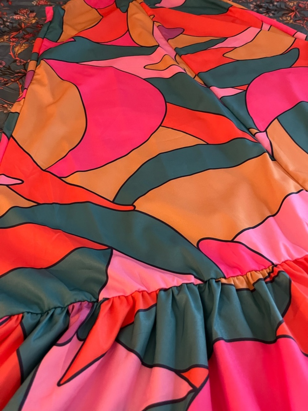 Colorblock Abstract Ruffle-Hem Maxi Dress - Picture 3 of 6